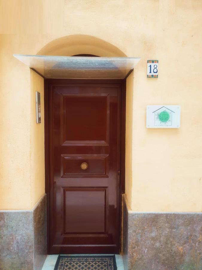 La Dimora Di Lexy Villa Palermo Exterior foto